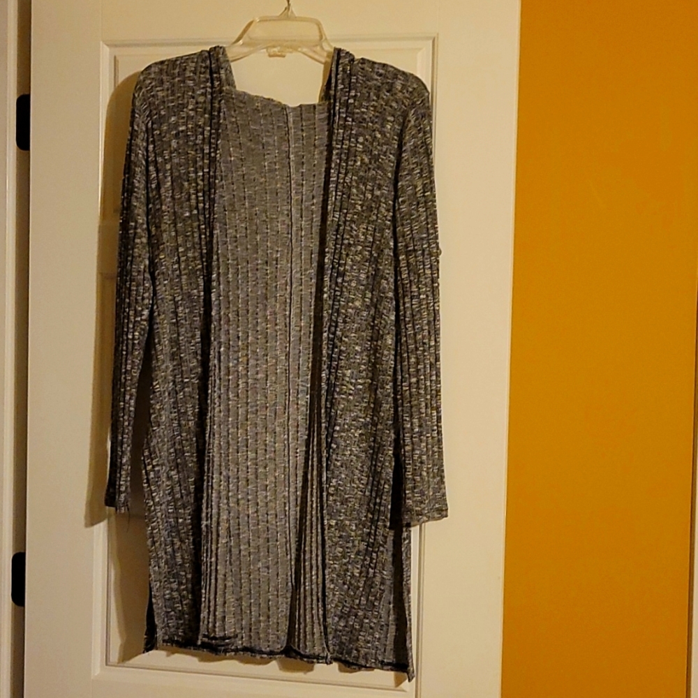 Blu Planet Grey Cardigan Sweater. Side Slits. Lig… - image 1